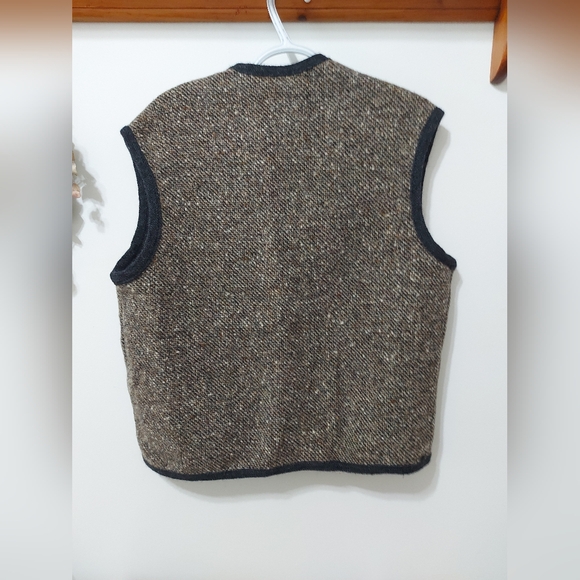 Marc Andrew sleeveless jacket - Picture 4 of 14